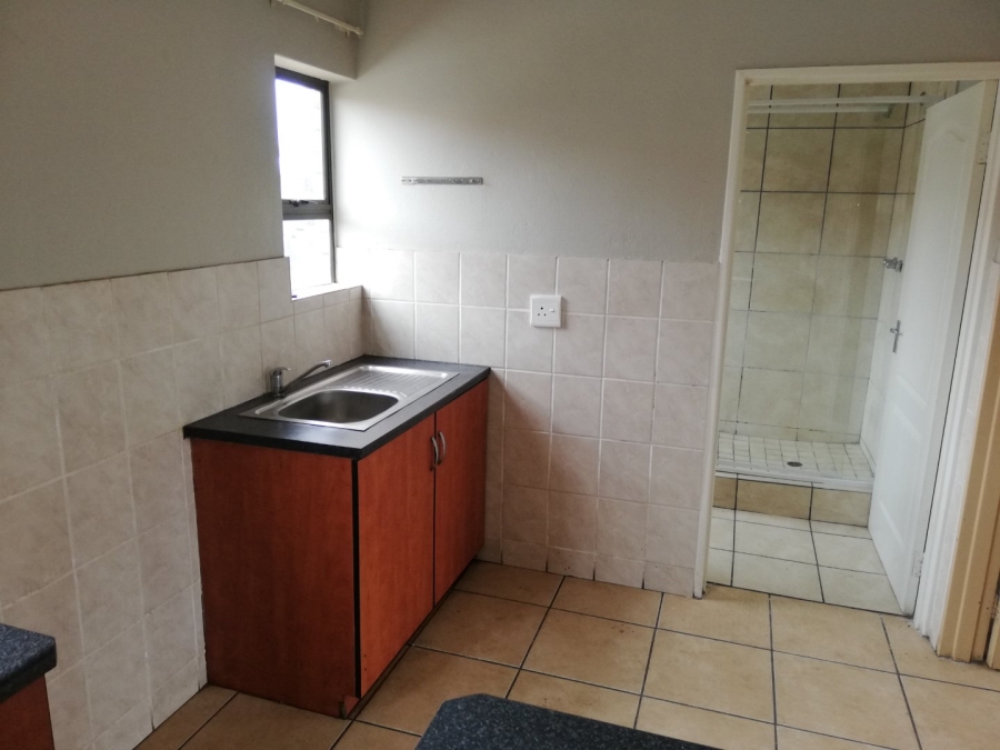 To Let 2 Bedroom Property for Rent in Die Bult North West